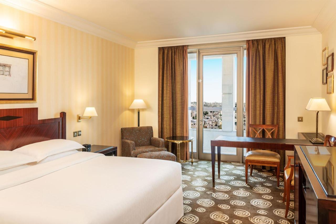 Sheraton Amman Al Nabil Hotel Exterior photo